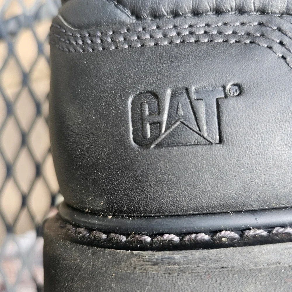 Men's Black Leather CAT Caterpillar Work Shoes with comfort soles Brand New 7W